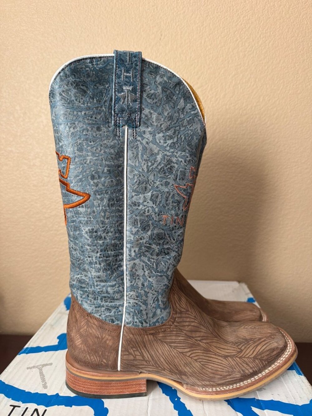 Tin Haul Boots Don't Ruffle My Feathers Angel Wing Womens Sz 6.5 Used w/Box RARE - Picture 4 of 16